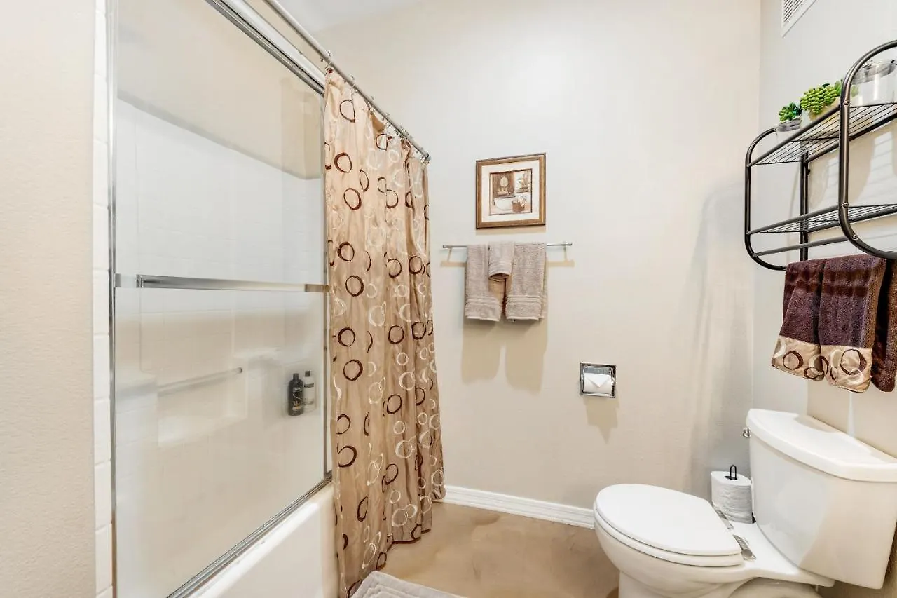 Desert Breeze Villas #137 Φοίνιξ 0*,  Ηνωμένες Πολιτείες της Αμερικής